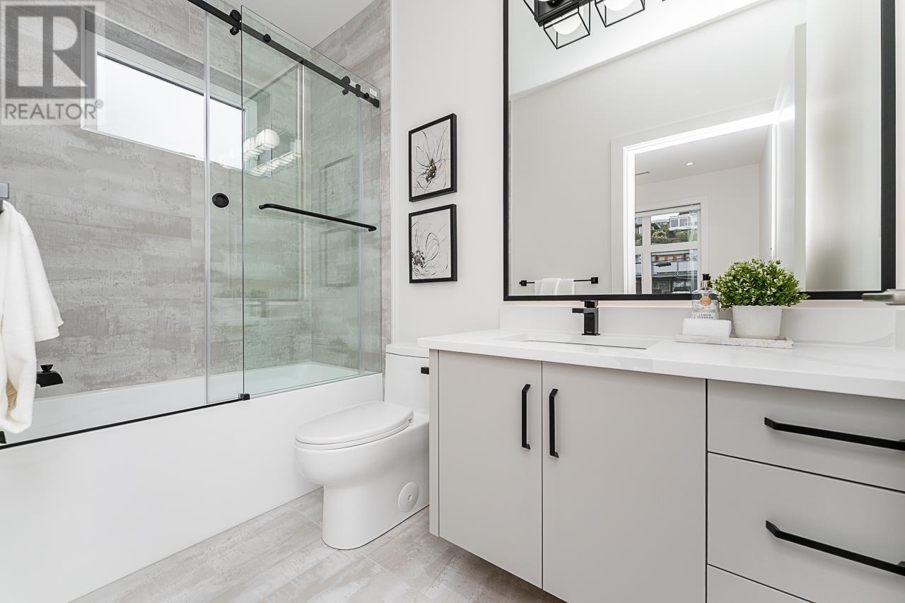 2 2837 Oliver Crescent, Vancouver, British Columbia  V6L 1T1 - Photo 21 - R2980638