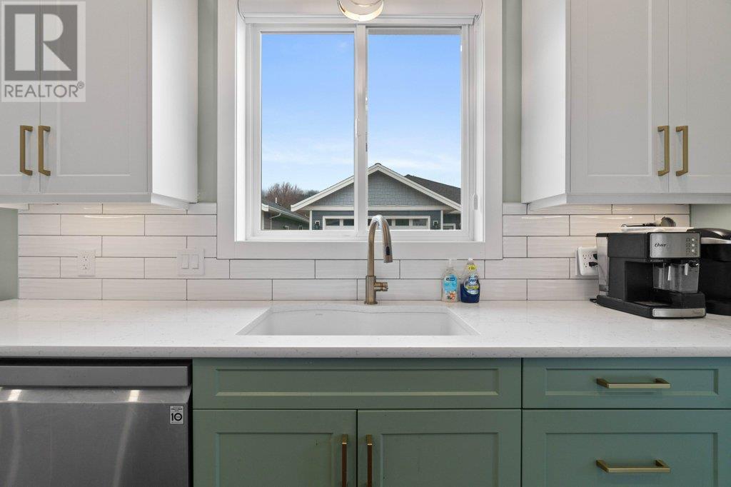 Property at 1330 10 Street SW Unit# 17 image 2