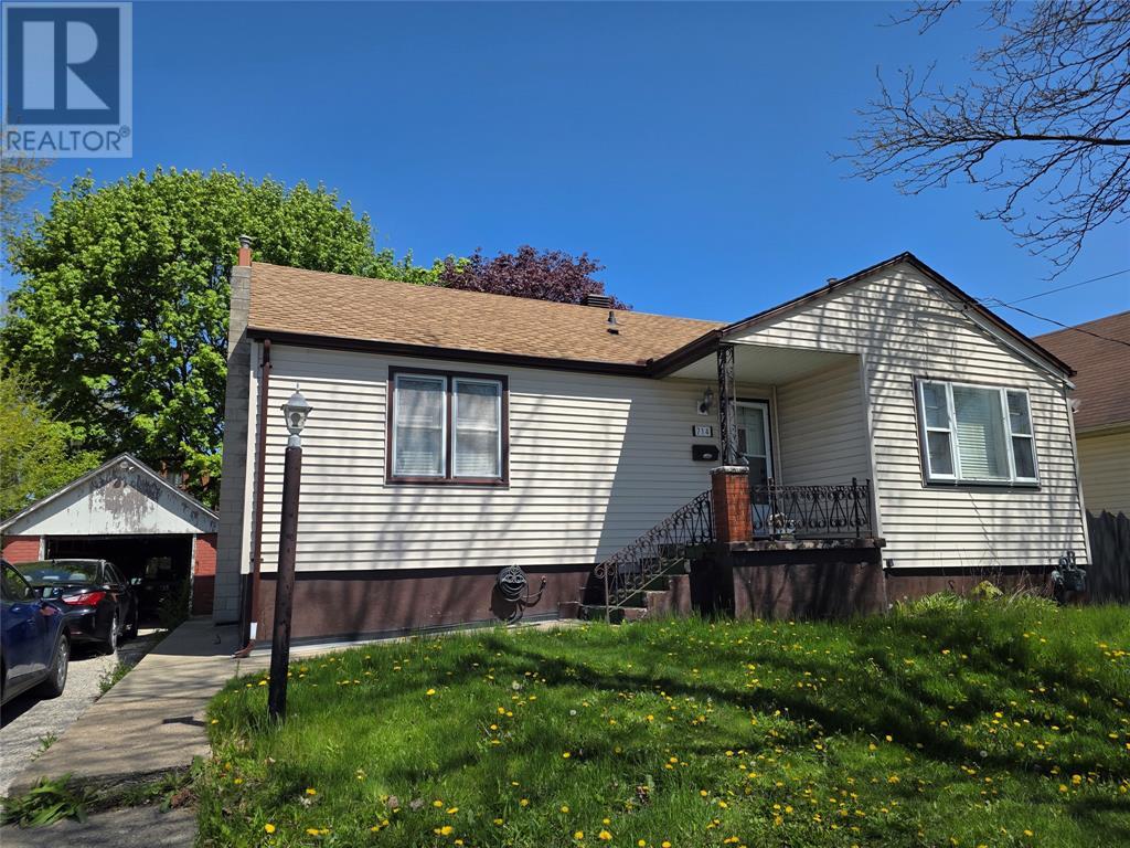 Property at 714 CAMPBELL STREET image 4