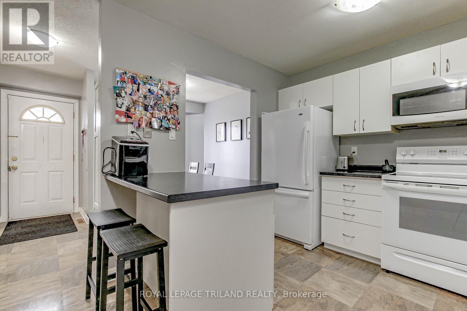 Photo 10 of 24 for 29 - 847 Southdale Road E