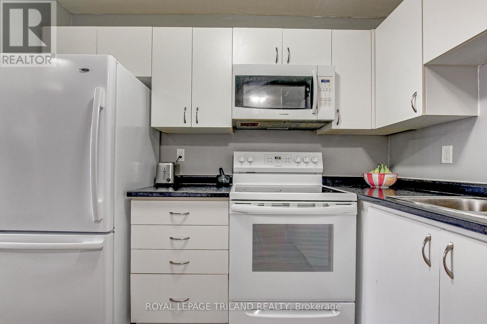 Photo 11 of 24 for 29 - 847 Southdale Road E