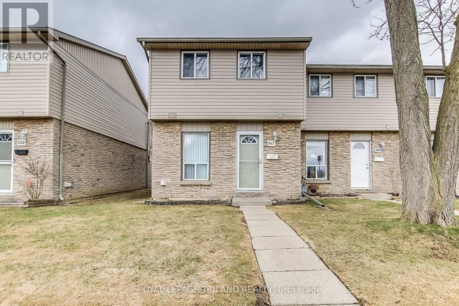 Photo 2 of 24 for 29 - 847 Southdale Road E