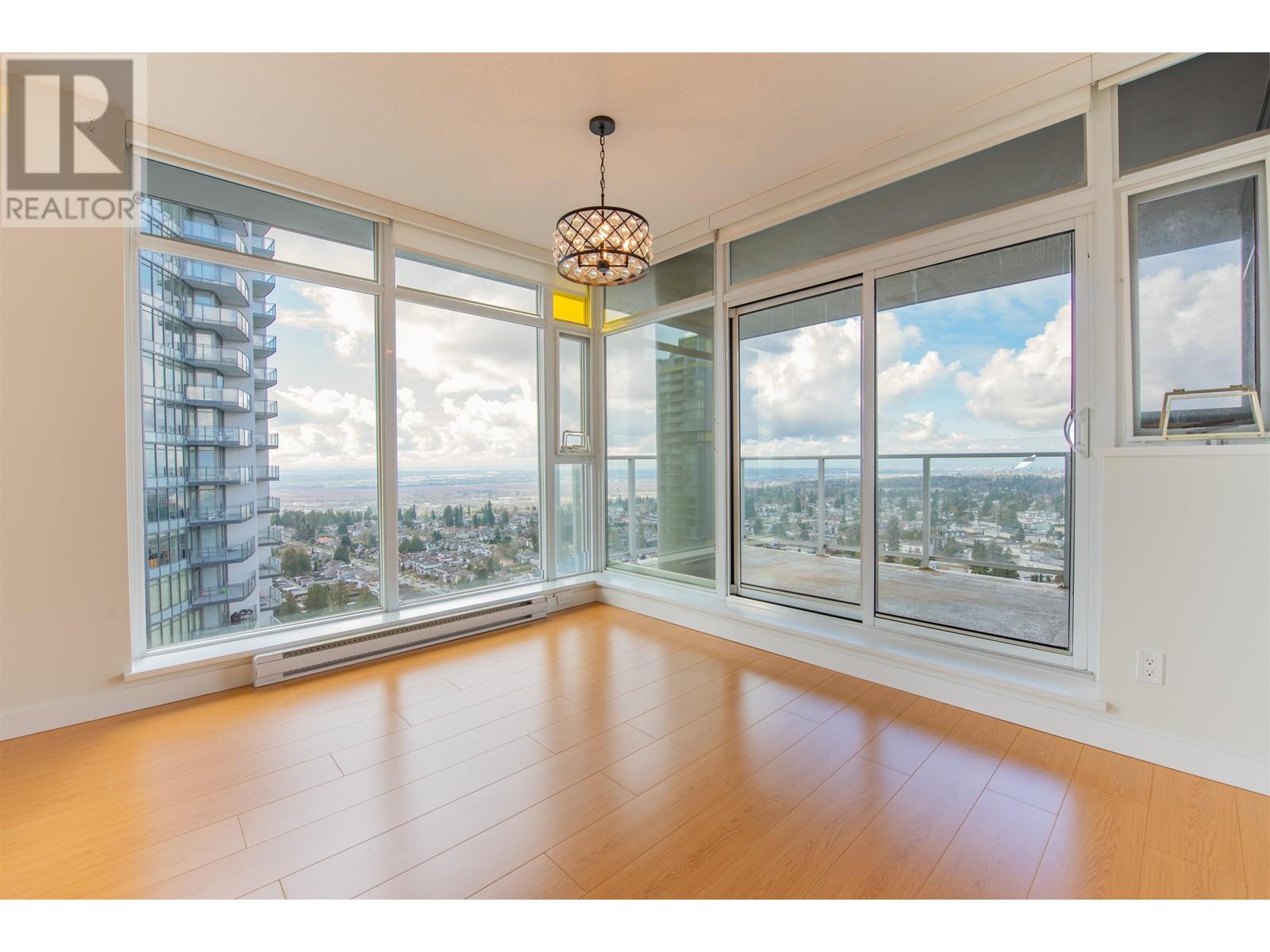 3305 6588 Nelson Avenue, Burnaby, British Columbia  V5H 0E8 - Photo 12 - R2979138