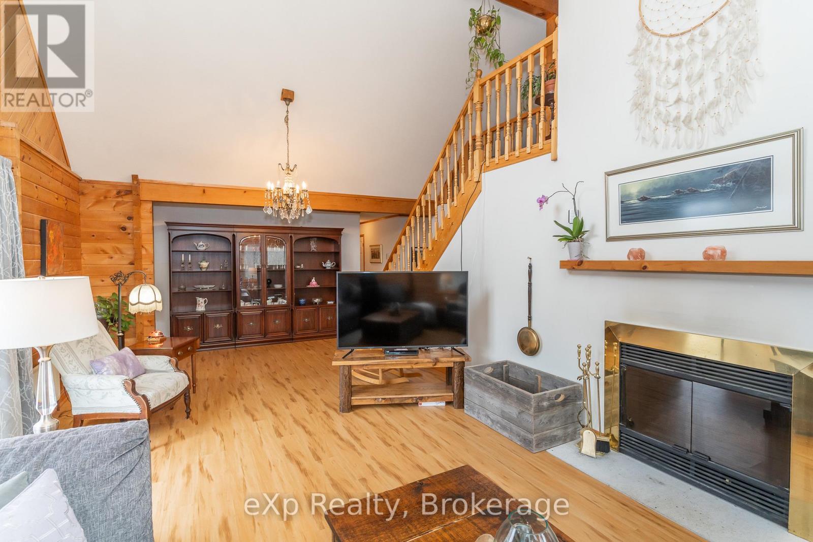5331 Hwy 124 Highway, Magnetawan, Ontario P0A 1P0 - Photo 13 - X12046301