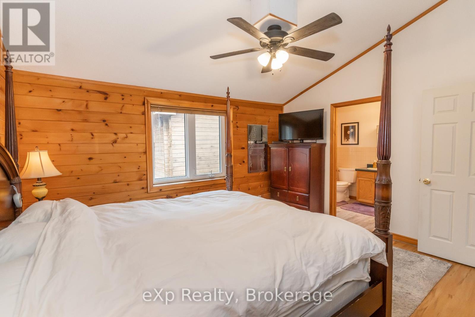 5331 Hwy 124 Highway, Magnetawan, Ontario P0A 1P0 - Photo 15 - X12046301