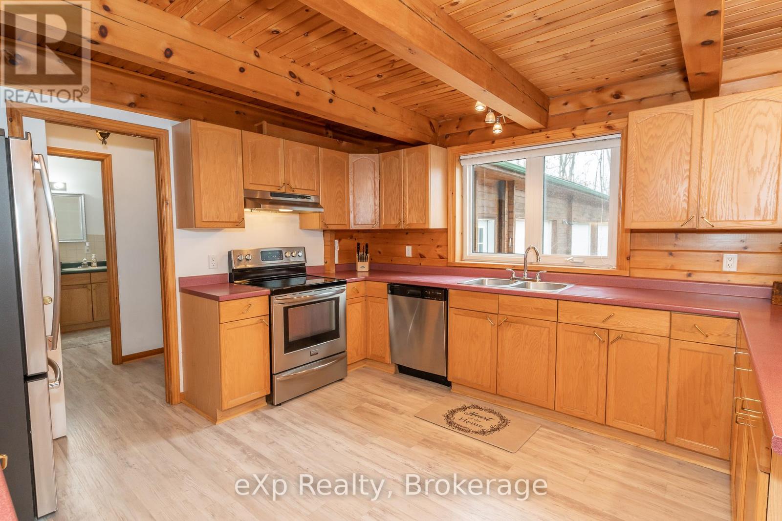 5331 Hwy 124 Highway, Magnetawan, Ontario P0A 1P0 - Photo 5 - X12046301