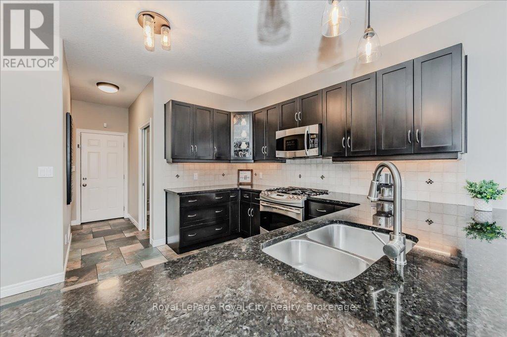 24 Popham Drive, Guelph, Ontario  N1E 0B8 - Photo 11 - X12046388