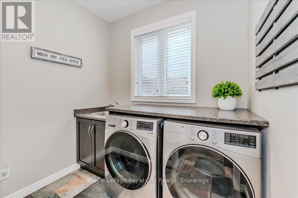 24 Popham Drive, Guelph, Ontario  N1E 0B8 - Photo 16 - X12046388