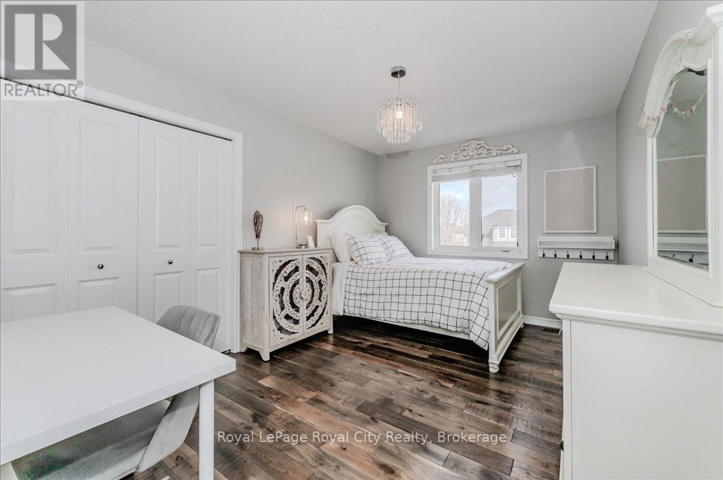 24 Popham Drive, Guelph, Ontario  N1E 0B8 - Photo 23 - X12046388