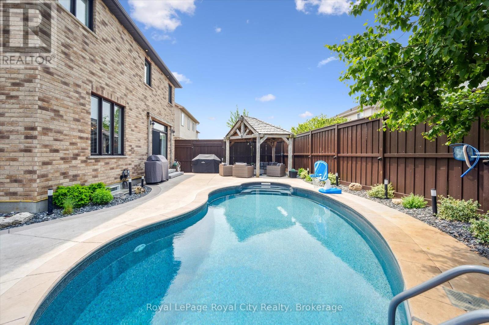 24 Popham Drive, Guelph, Ontario  N1E 0B8 - Photo 34 - X12046388