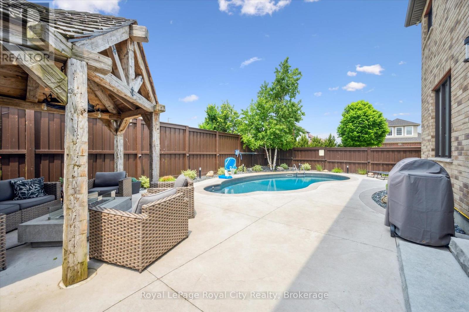 24 Popham Drive, Guelph, Ontario  N1E 0B8 - Photo 37 - X12046388