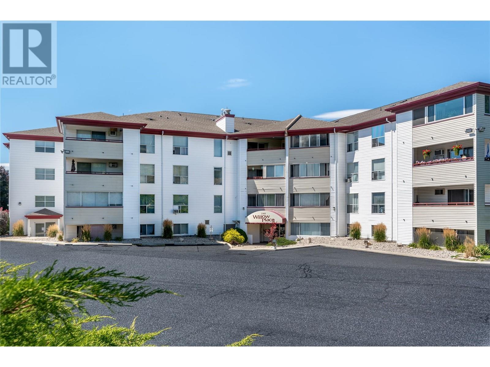 Property at 240 Hollywood Road N Unit# 405 image 1