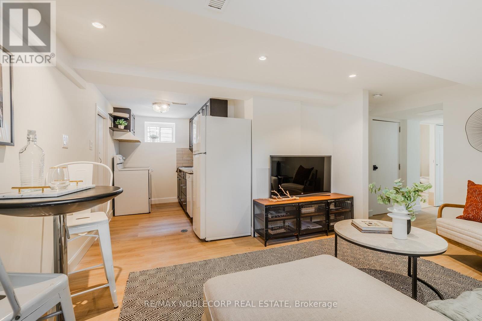 Lower - 6 Evandale Road, Toronto (Clairlea-Birchmount), Ontario  M1L 3S1 - Photo 3 - E12046384
