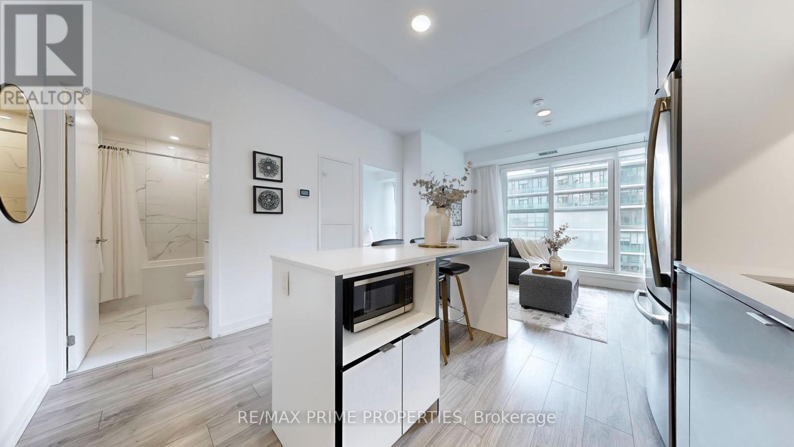 607 - 4065 Confederation Parkway, Mississauga, Ontario  L5B 0L4 - Photo 14 - W12046307