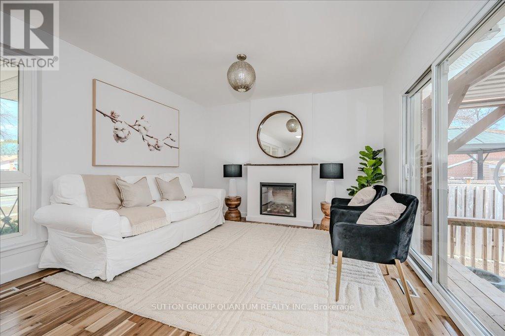 Property at 2238 TRUSCOTT DRIVE image 5