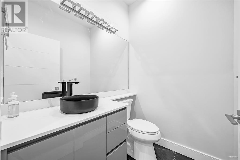 3433 Dundas Street, Vancouver, British Columbia  V5K 1R9 - Photo 20 - R2981348