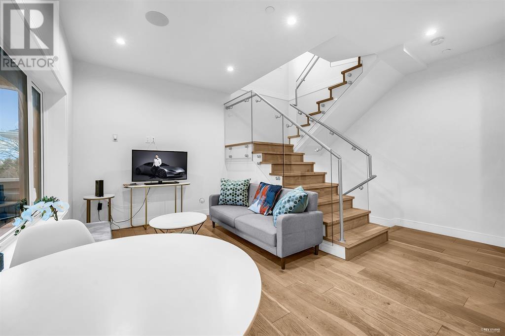 Property at 3433 DUNDAS STREET image 5