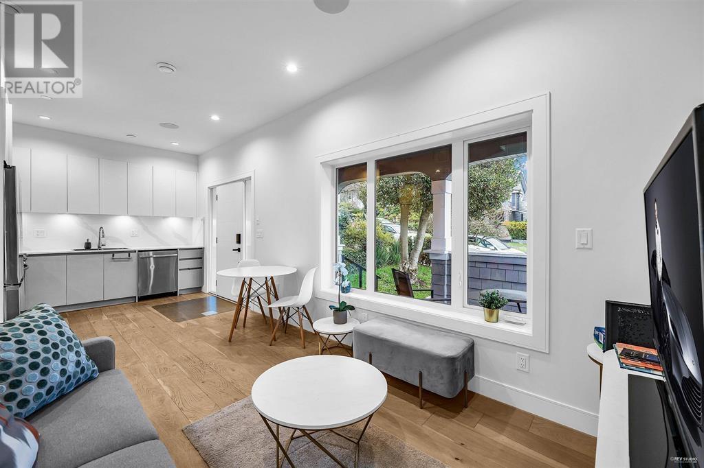 3433 Dundas Street, Vancouver, British Columbia  V5K 1R9 - Photo 5 - R2981348