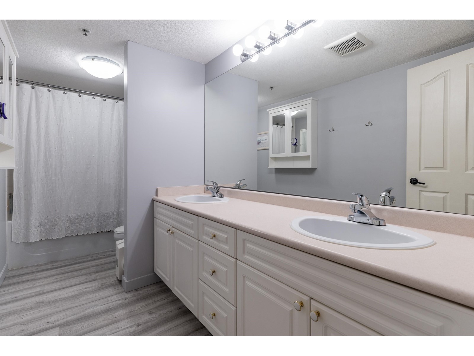 308 5465 201 Street, Langley, British Columbia  V3A 1P8 - Photo 21 - R2982474