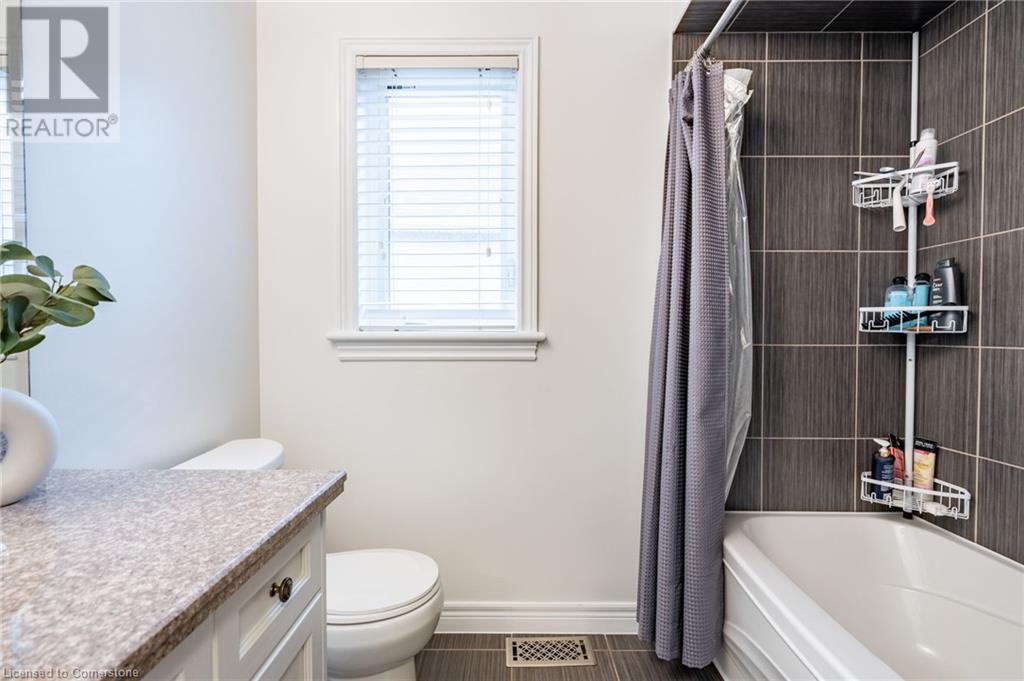 19 Hazelton Avenue, Hamilton, Ontario  L9B 0E7 - Photo 26 - 40709497