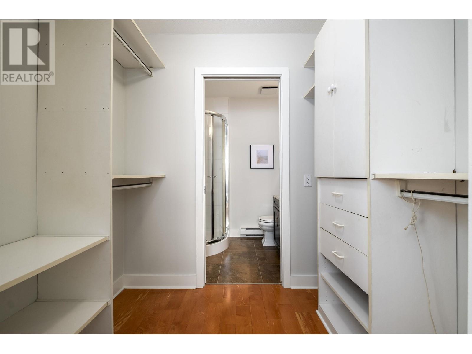 304 918 W 16th Street, North Vancouver, British Columbia  V7P 1R3 - Photo 14 - R2982905