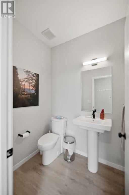 23 Lucas Boulevard Nw, Calgary, Alberta  T3P 1H9 - Photo 12 - A2206238