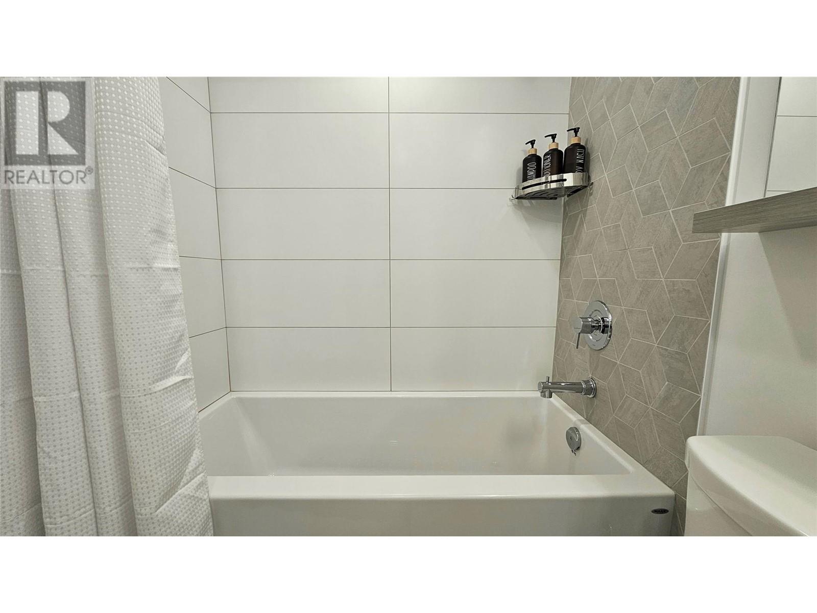 1488 Bertram Street Unit# 1301, Kelowna, British Columbia  V1Y 6P2 - Photo 13 - 10329614