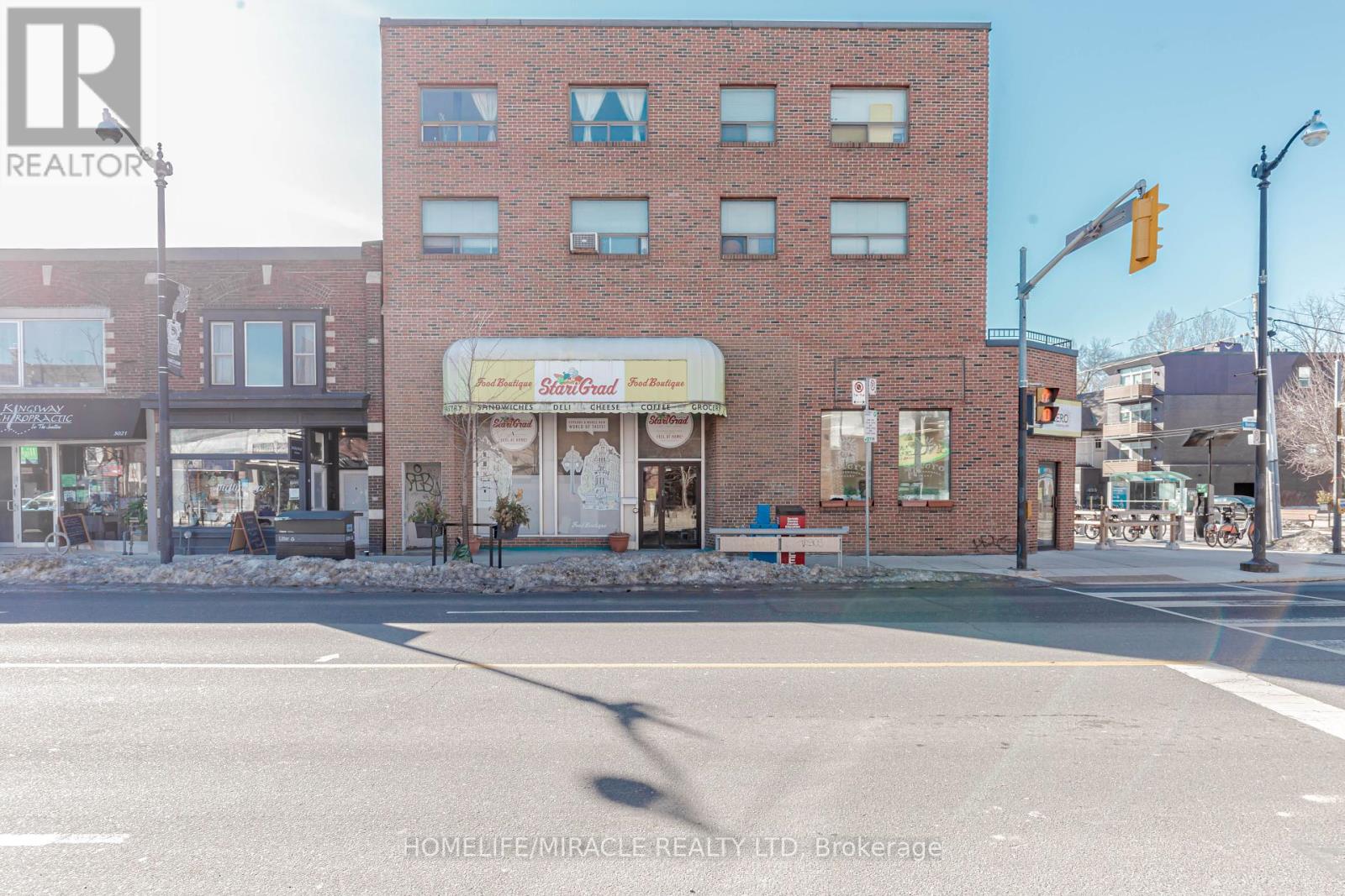 Property at 3029 DUNDAS STREET W image 1