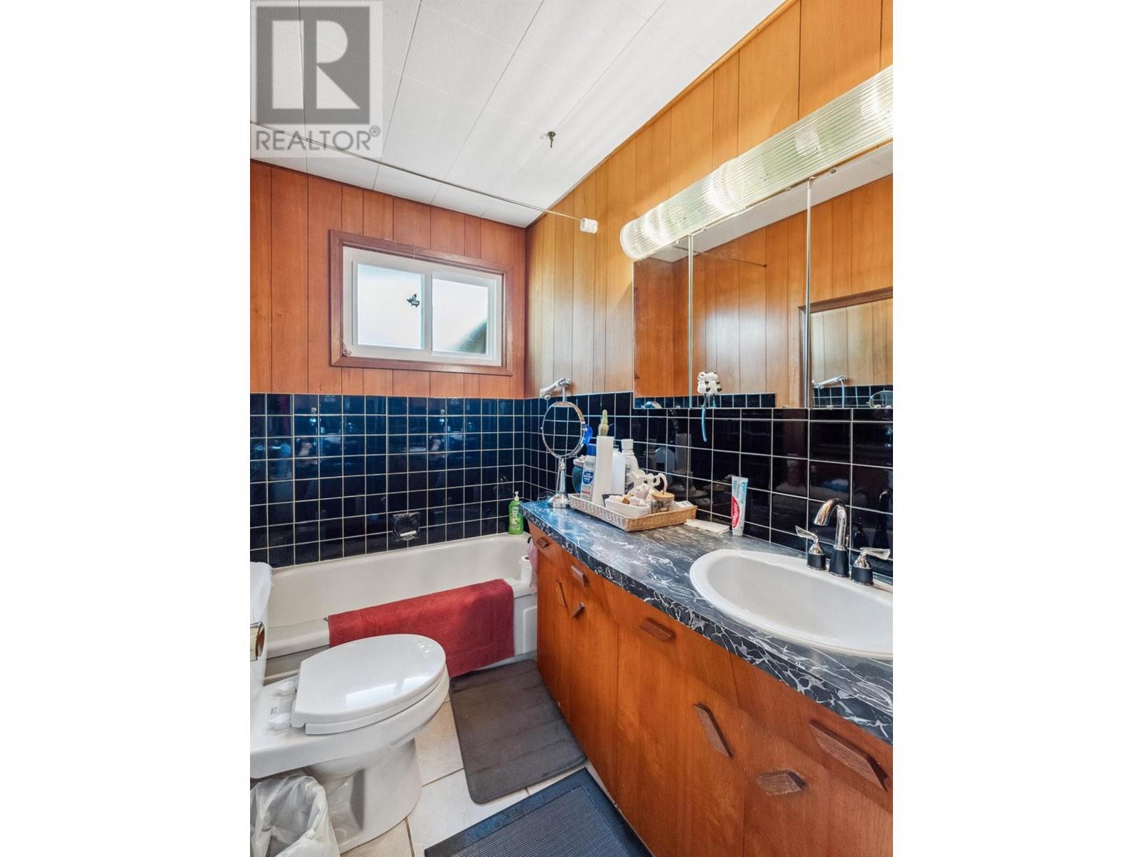 1150 Marianna Crescent, Trail, British Columbia  V1R 1E1 - Photo 20 - 10340584