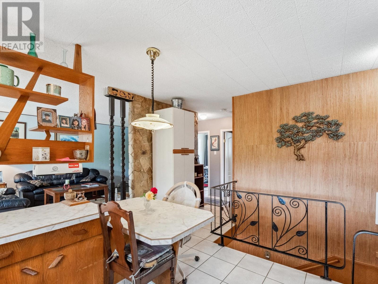 1150 Marianna Crescent, Trail, British Columbia  V1R 1E1 - Photo 7 - 10340584