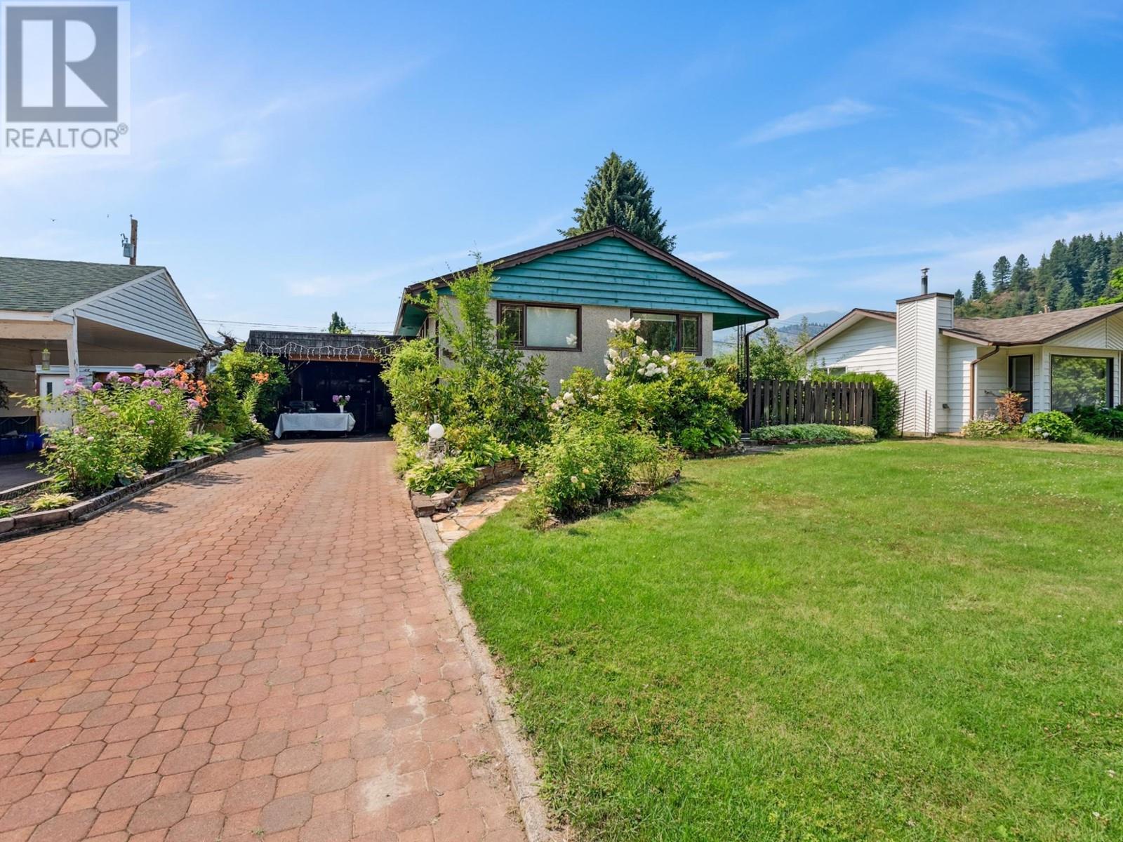 1150 Marianna Crescent, Trail, British Columbia  V1R 1E1 - Photo 43 - 10340584
