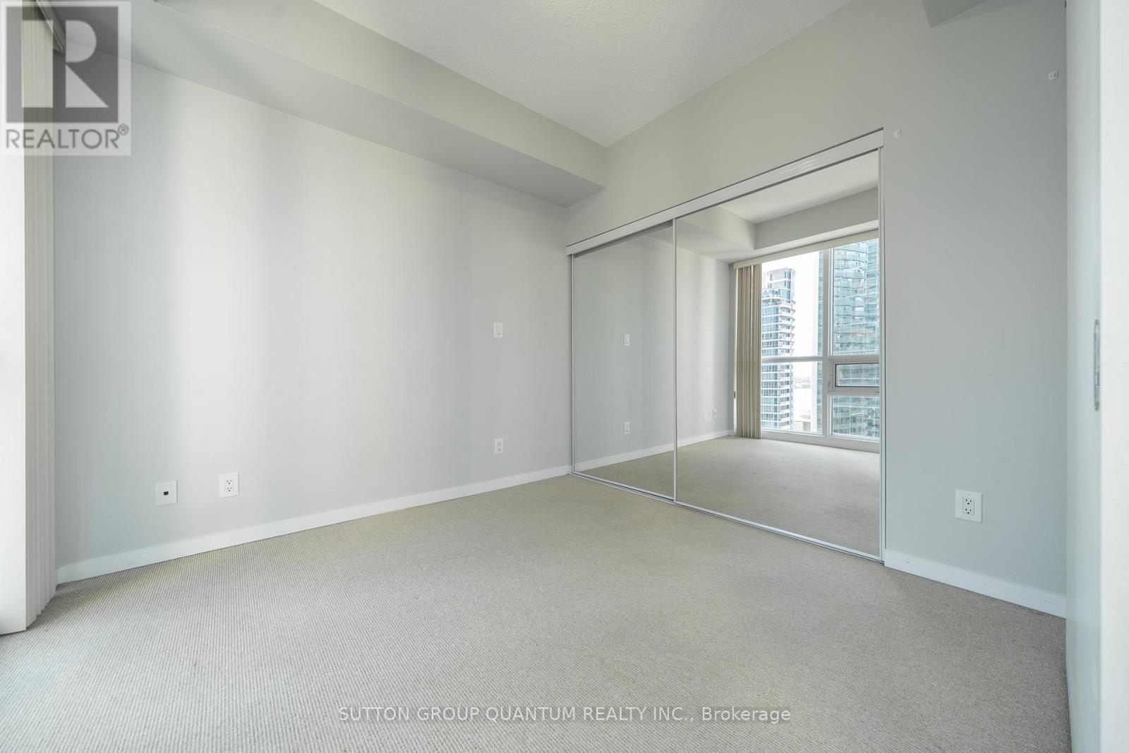 2407 - 55 Bremner Boulevard, Toronto, Ontario  M5J 0A6 - Photo 12 - C12046467