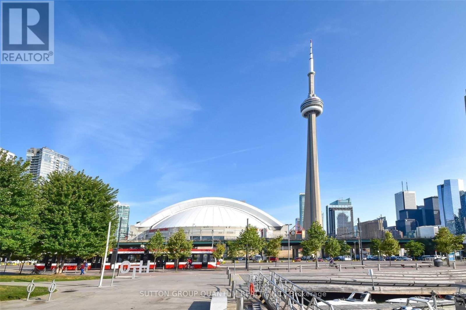 2407 - 55 Bremner Boulevard, Toronto, Ontario  M5J 0A6 - Photo 32 - C12046467