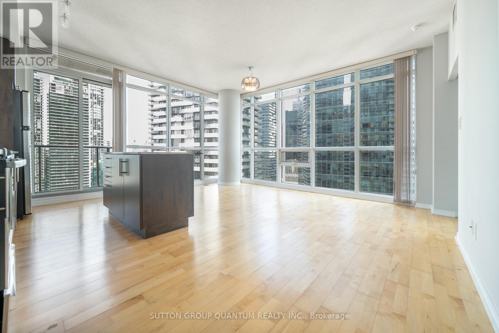 2407 - 55 Bremner Boulevard, Toronto, Ontario  M5J 0A6 - Photo 6 - C12046467