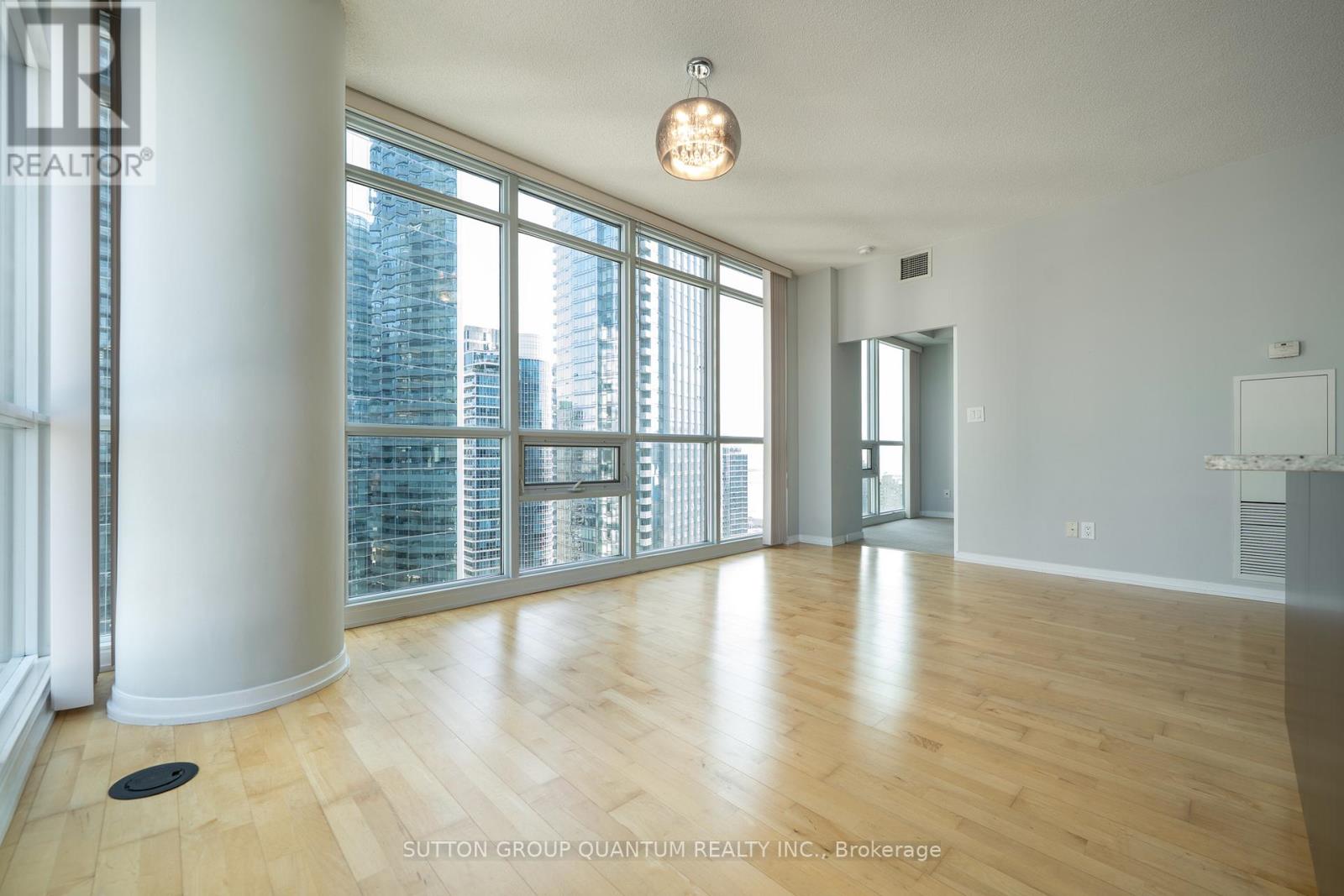 2407 - 55 Bremner Boulevard, Toronto, Ontario  M5J 0A6 - Photo 8 - C12046467