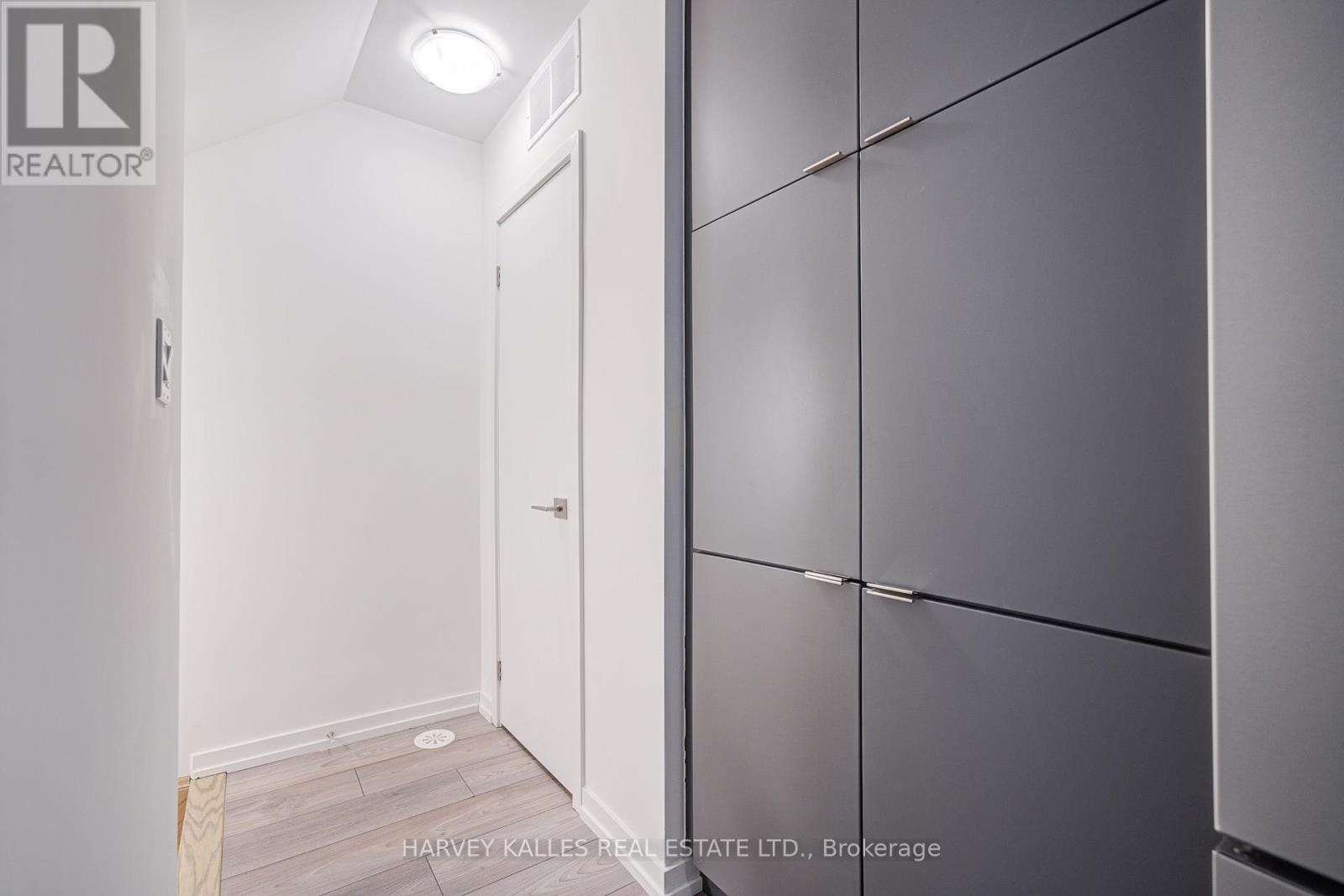 120 - 24-11 Lytham Green Circle, Newmarket (Glenway Estates), Ontario  L3Y 0H5 - Photo 21 - N12046439