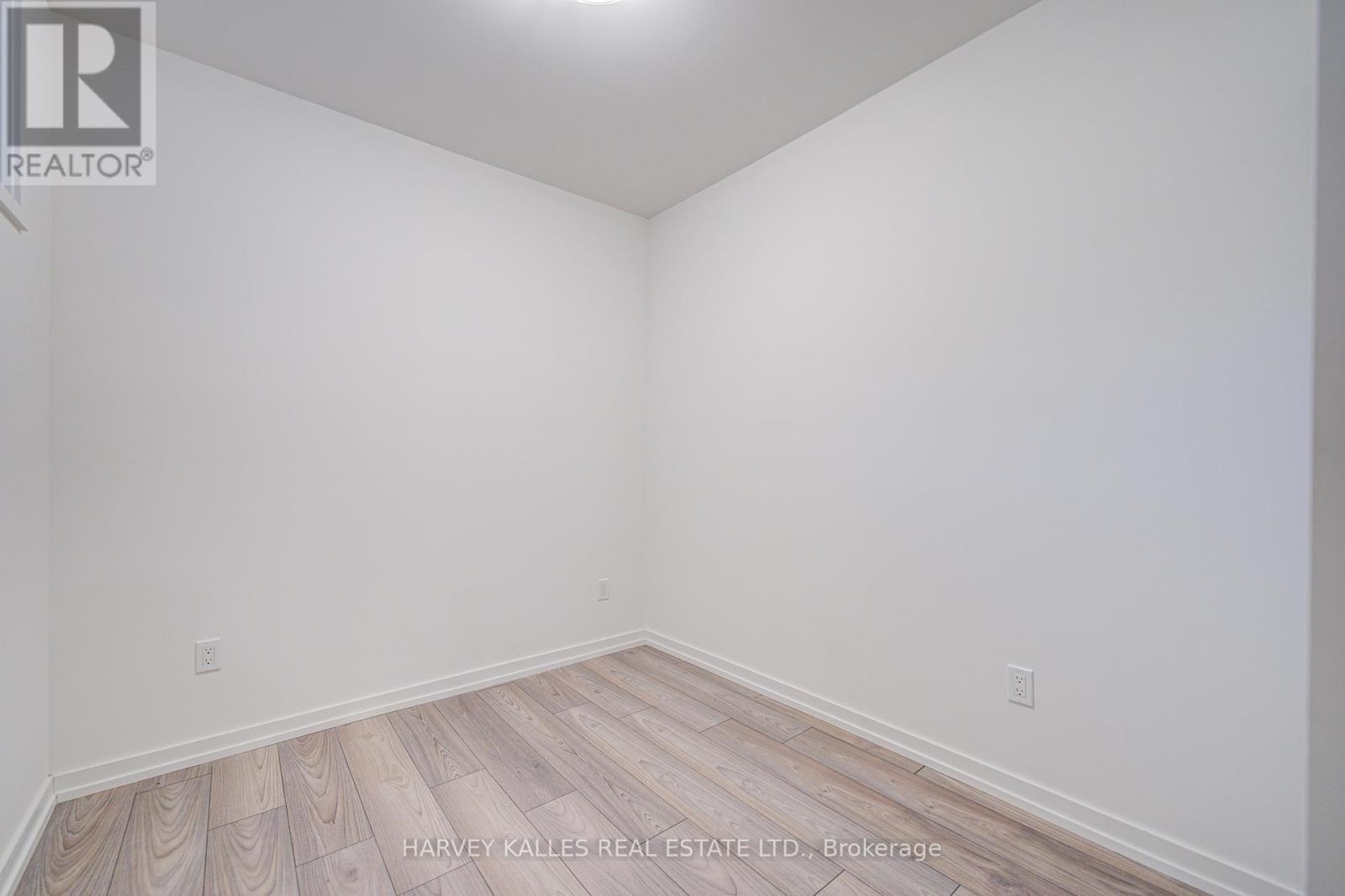 120 - 24-11 Lytham Green Circle, Newmarket (Glenway Estates), Ontario  L3Y 0H5 - Photo 25 - N12046439