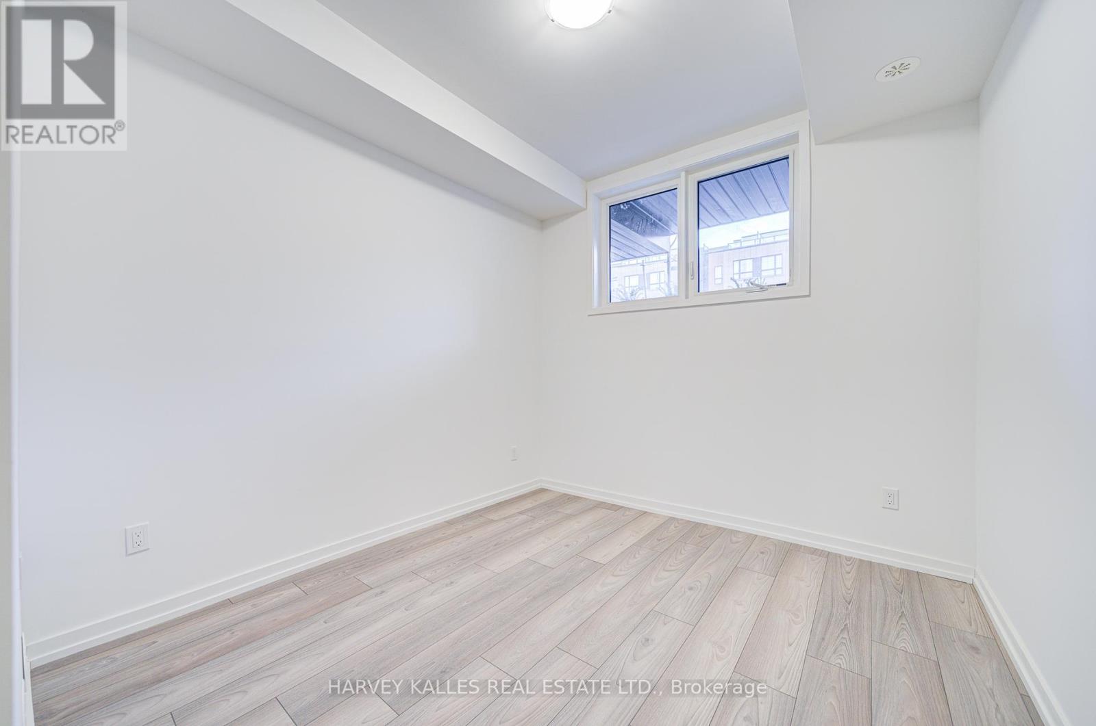 120 - 24-11 Lytham Green Circle, Newmarket (Glenway Estates), Ontario  L3Y 0H5 - Photo 26 - N12046439