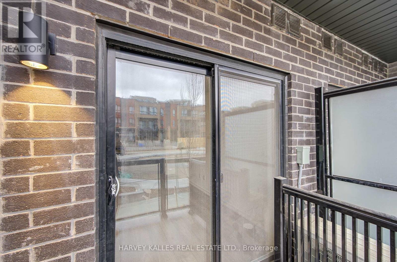 120 - 24-11 Lytham Green Circle, Newmarket (Glenway Estates), Ontario  L3Y 0H5 - Photo 35 - N12046439