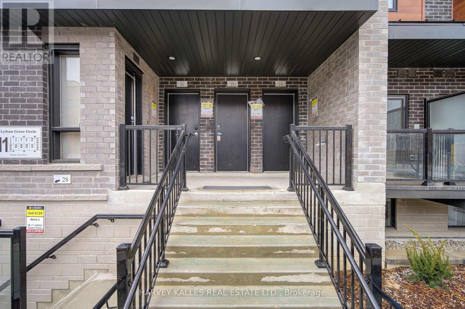 120 - 24-11 Lytham Green Circle, Newmarket (Glenway Estates), Ontario  L3Y 0H5 - Photo 6 - N12046439