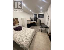 479 AVON CRESCENT, Oakville, Ontario