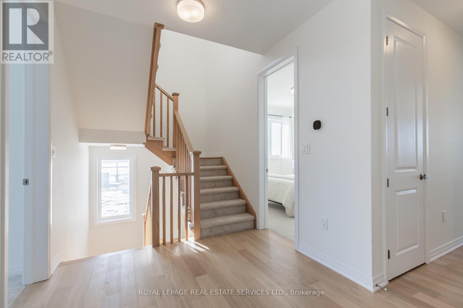 3300 Mariner Passage, Oakville, Ontario  L6M 5S6 - Photo 15 - W12046460