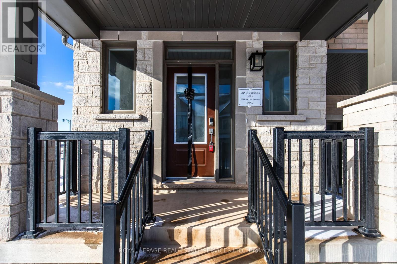 3300 Mariner Passage, Oakville, Ontario  L6M 5S6 - Photo 2 - W12046460