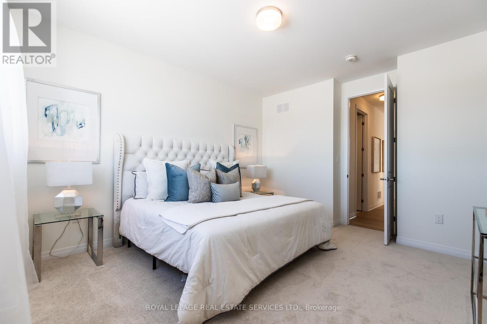 3300 Mariner Passage, Oakville, Ontario  L6M 5S6 - Photo 21 - W12046460