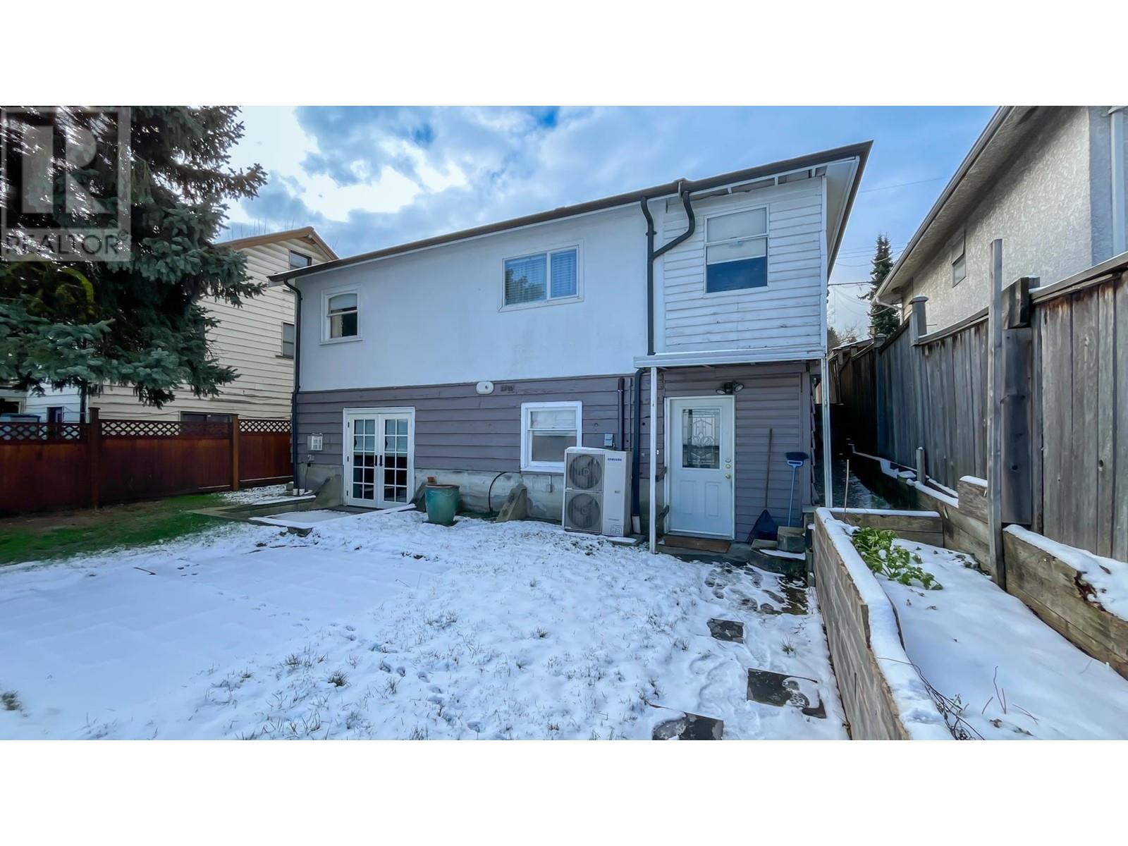 Property at 414 WILSON STREET image 3