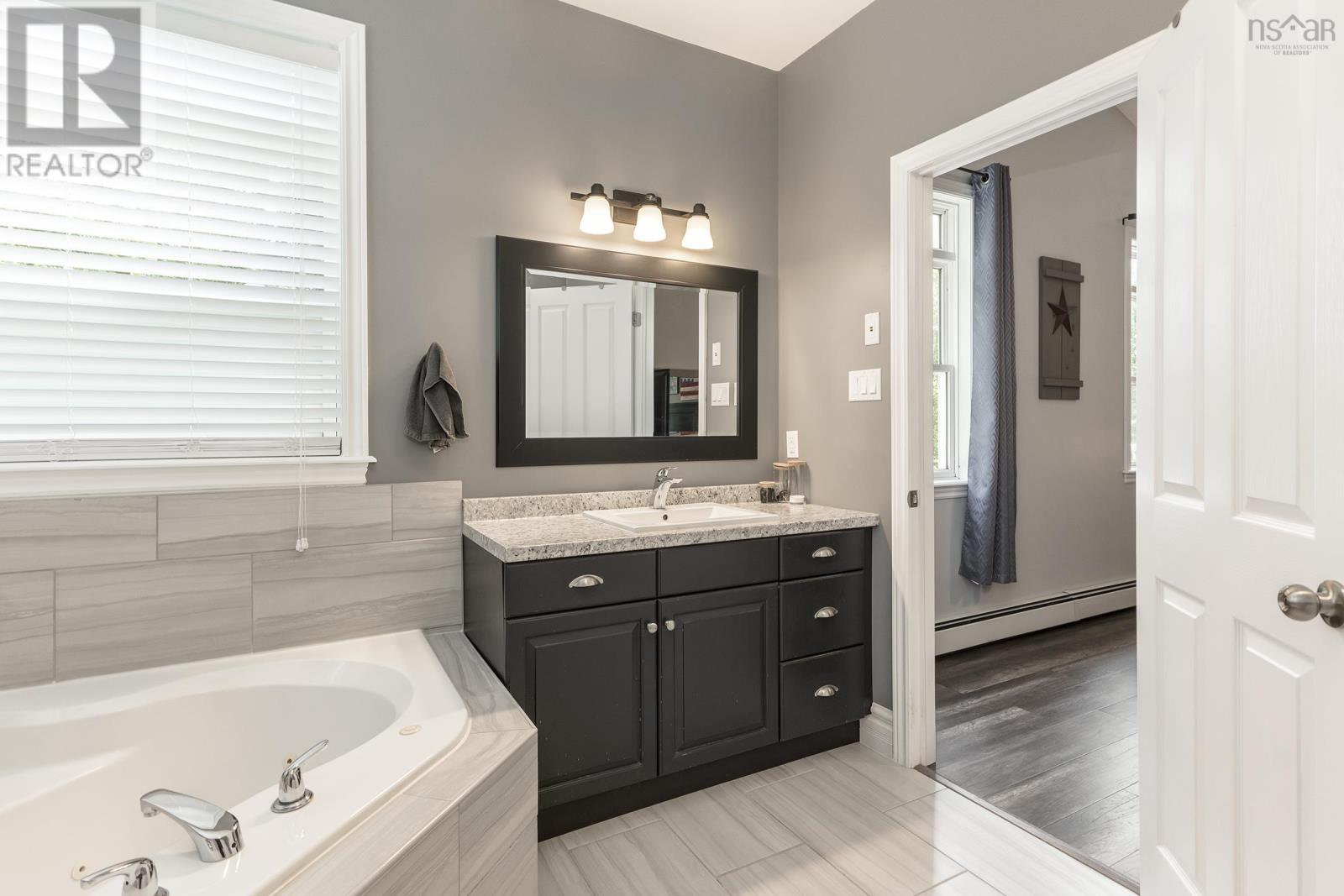 41 Halewood Drive, Falmouth, Nova Scotia  B0P 1P0 - Photo 22 - 202506032