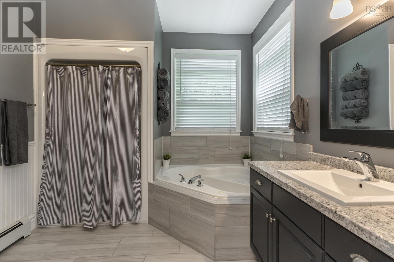 41 Halewood Drive, Falmouth, Nova Scotia  B0P 1P0 - Photo 23 - 202506032