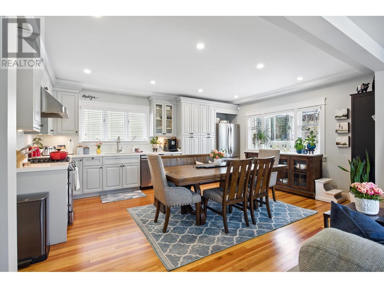 2133 St. Andrews Street, Port Moody, British Columbia  V3H 0K2 - Photo 9 - R2978218