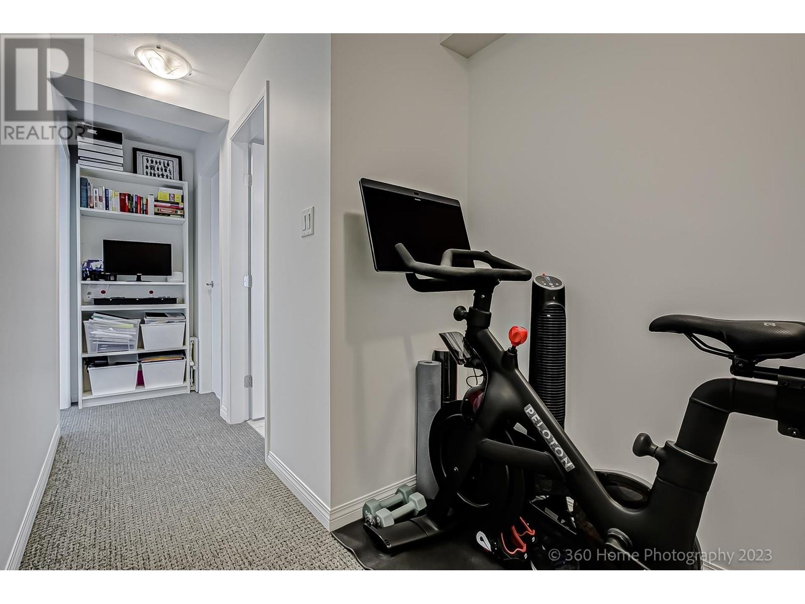 304 188 E Esplanade, North Vancouver, British Columbia  V7L 4Y1 - Photo 13 - R2982778