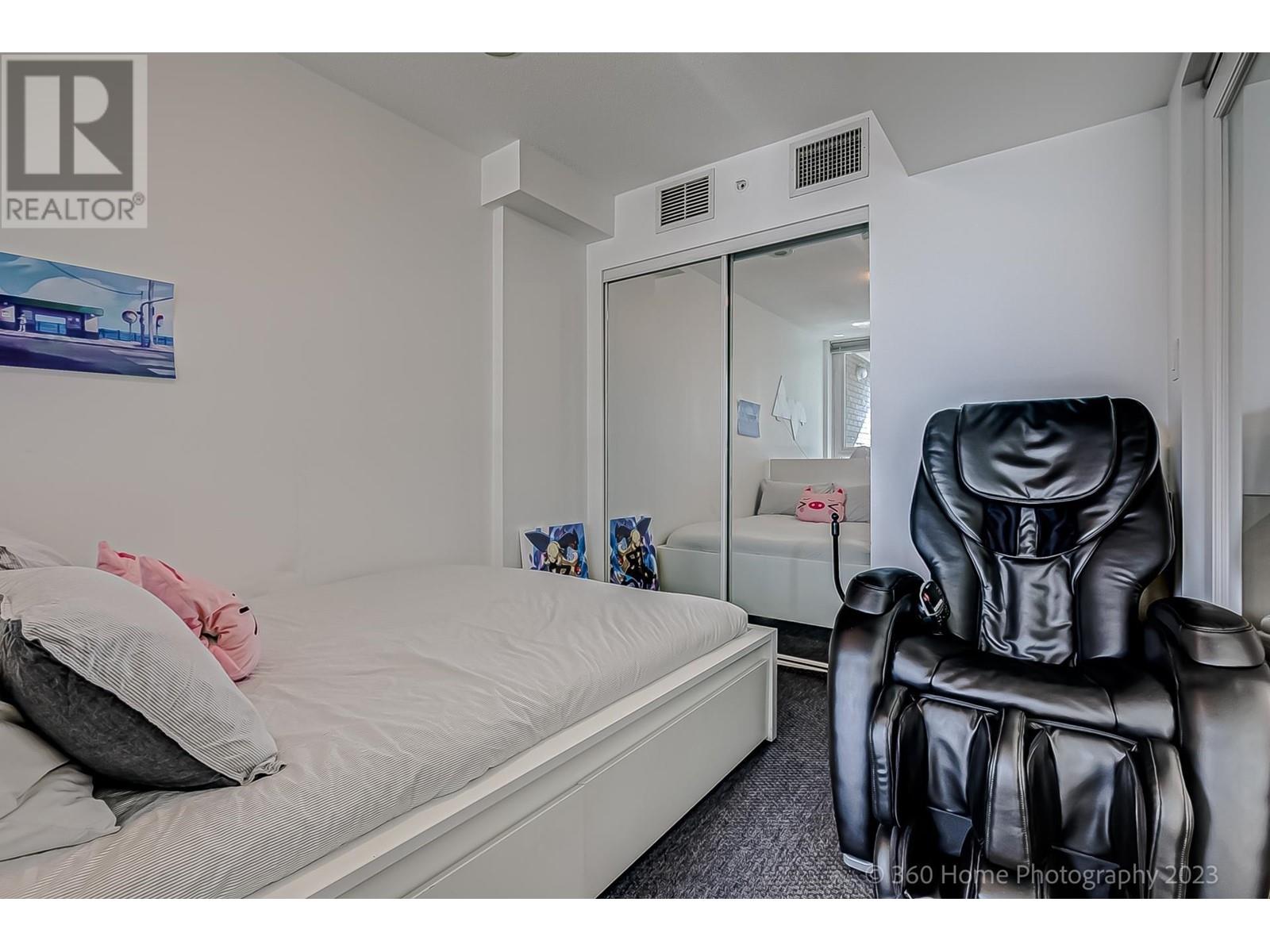 304 188 E Esplanade, North Vancouver, British Columbia  V7L 4Y1 - Photo 11 - R2982778